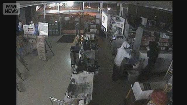 中古品買い取り販売でスマホなど窃盗か 男逮捕　犯行の様子が防犯カメラに