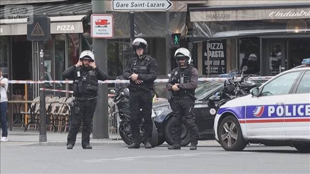 「アラーが私に命じた」パリで刃物男　女性3人襲撃され負傷
