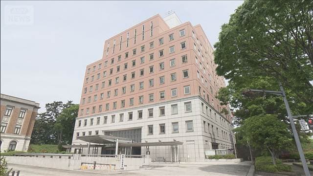 関越道で車に追突し逃走か　バス運転手の男逮捕  高校生らを乗せたバスで…　群馬県警