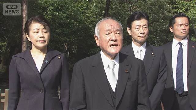 鈴木幹事長ら自民党幹部3人がそろって靖国神社を参拝　終戦の日