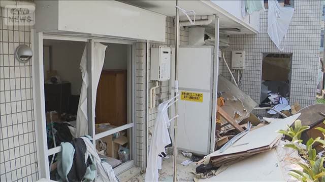 マンション爆発で重体の男性死亡　ガスに引火か原因特定は難航　千葉・市川市