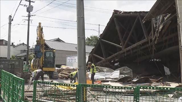 熊本地震から3週間　八代市で緊急の公費解体始まる