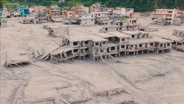 ネパールと中国土石流　発電所運営会社「言葉失っている」