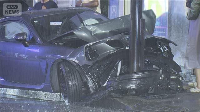 東京・歌舞伎町で車が歩道に突っ込む　歩行者1人が軽傷　