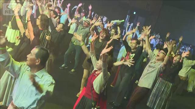 「マハラジャナイト」敬老の日に　約300人が汗流す「100歳目指して踊り続ける」　福岡