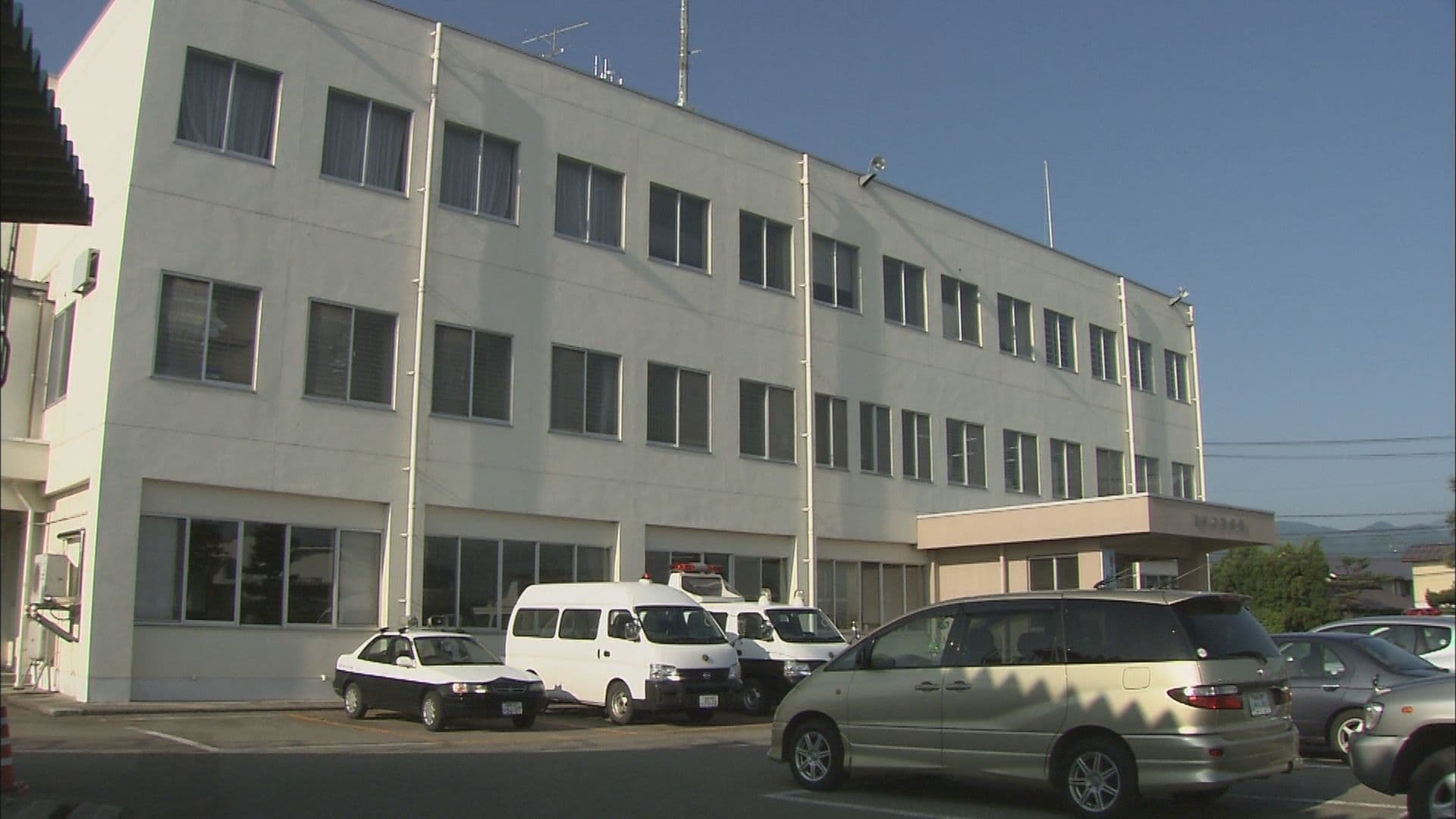 知人女性を口論の末に暴行か　４１歳の男を逮捕