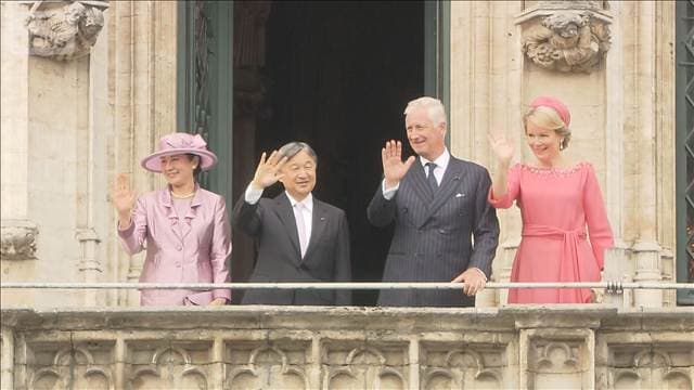 ベルギー訪問中の両陛下 ブリュッセル王宮前で歓迎式典に バルコニーからお手振り