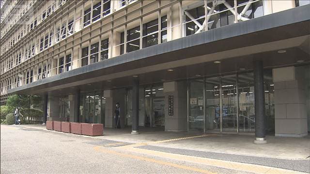 小学校教師がコンビニ店から商品だまし取ったか 支払い済ませたと装い… 埼玉県警