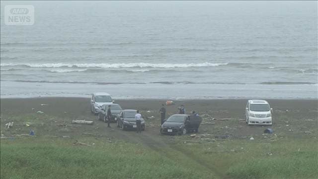 北海道 稚内沖ゴムボート転覆 1人死亡 ナマコ密漁の疑いで6人逮捕