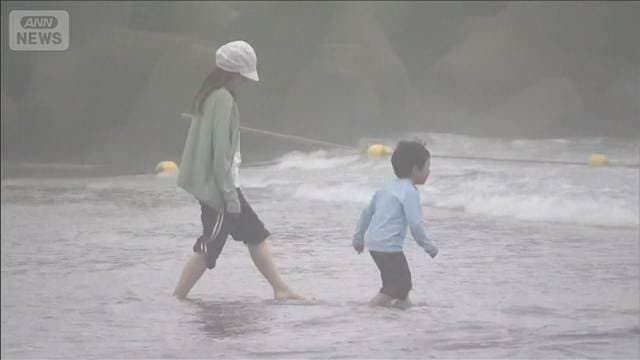 富岡海水浴場25年ぶり海開き 福島第一原発事故の影響などで閉鎖