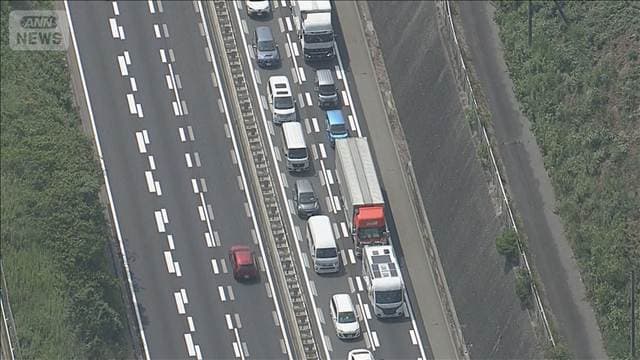 【速報】広島・山陽自動車道 落下物で車約10台がパンク 木材やくぎが散乱