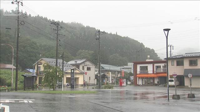 宮城 大雨で土砂崩れや倒木 国道通行止め 避難指示も
