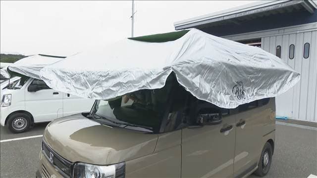 熊本地震 車中泊の避難者に車用の日傘を無料配布