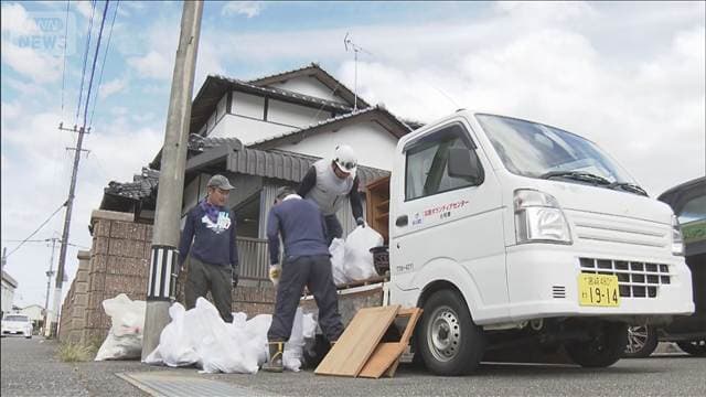 熊本地震 発生から2度目の週末 ボランティア活動本格化 「1人じゃできない 心強い」