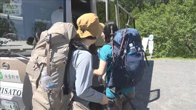 一時約390人が孤立 仮設橋設置で今朝までに78人が下山 長野の土石流被害