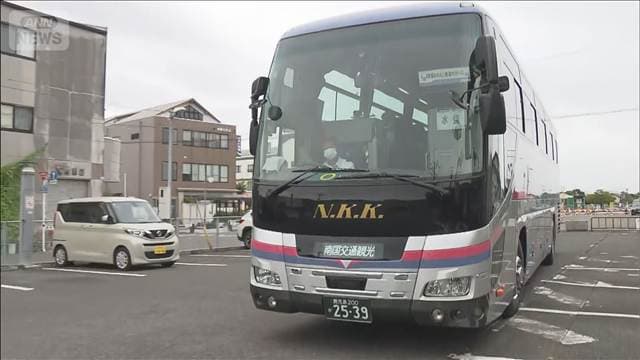 八代~水俣間で代行バスの運行始まる 鉄道復旧にはまだ時間が…