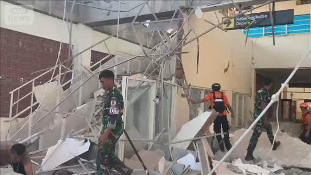 インドネシアM7.7の地震 死者が47人に 150棟以上の建物が全壊