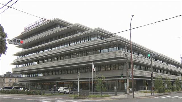 劇物入りマフィン食べさせ… 殺人未遂容疑で46歳女逮捕