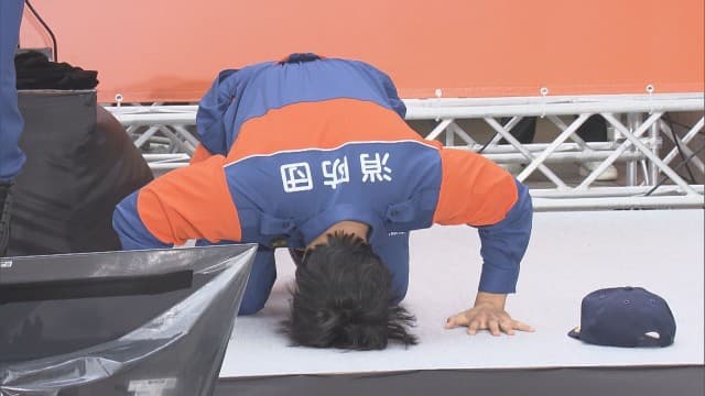 元消防士・青木マッチョが土下座! 麒麟はコンビそろって約20年ぶりイベント