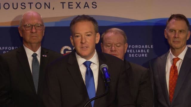 トランプ政権、火力発電への温室化ガス排出規制を撤廃 「家庭全体で約48兆円節約」