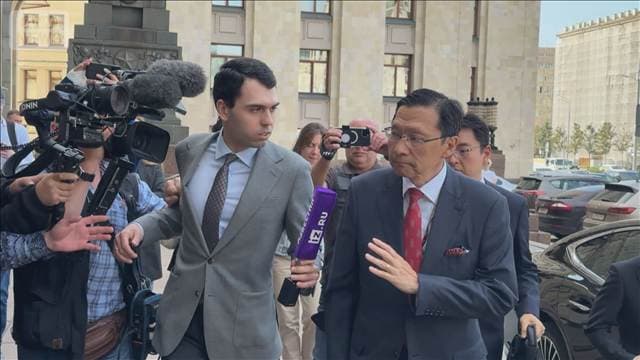 日本大使がロシア外務次官と会談 「記念碑」に抗議の意示すもロシアは応じず