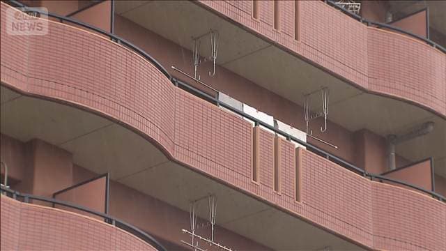 娘2人をマンション6階から投げ落とす 消防が地上に救助マット、無事 25歳父親逮捕