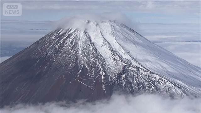 富士山救助ヘリ 静岡も有料化へ 登山届未提出者に対して過料を科す方針