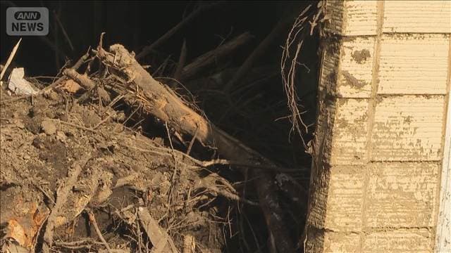 夫「なぜ崩れたのか知りたい」 台風25号 土砂崩れで女性死亡