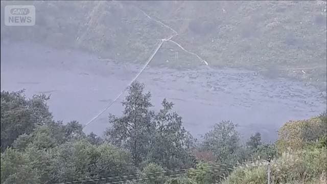 ネパールで再び土石流が発生 大規模な地滑りが原因か
