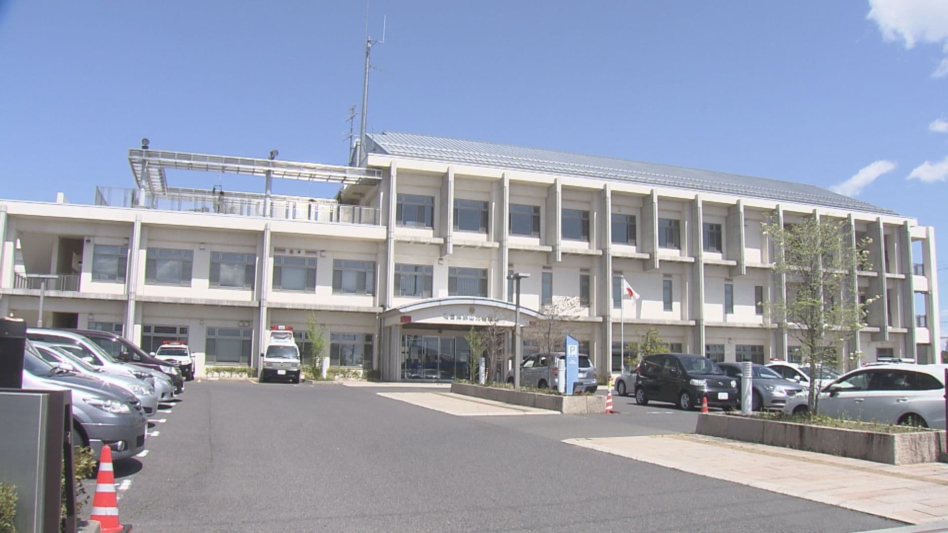 郡山市の入浴施設でクレーンゲーム機の景品を盗んだか 茨城男女3人を逮捕
